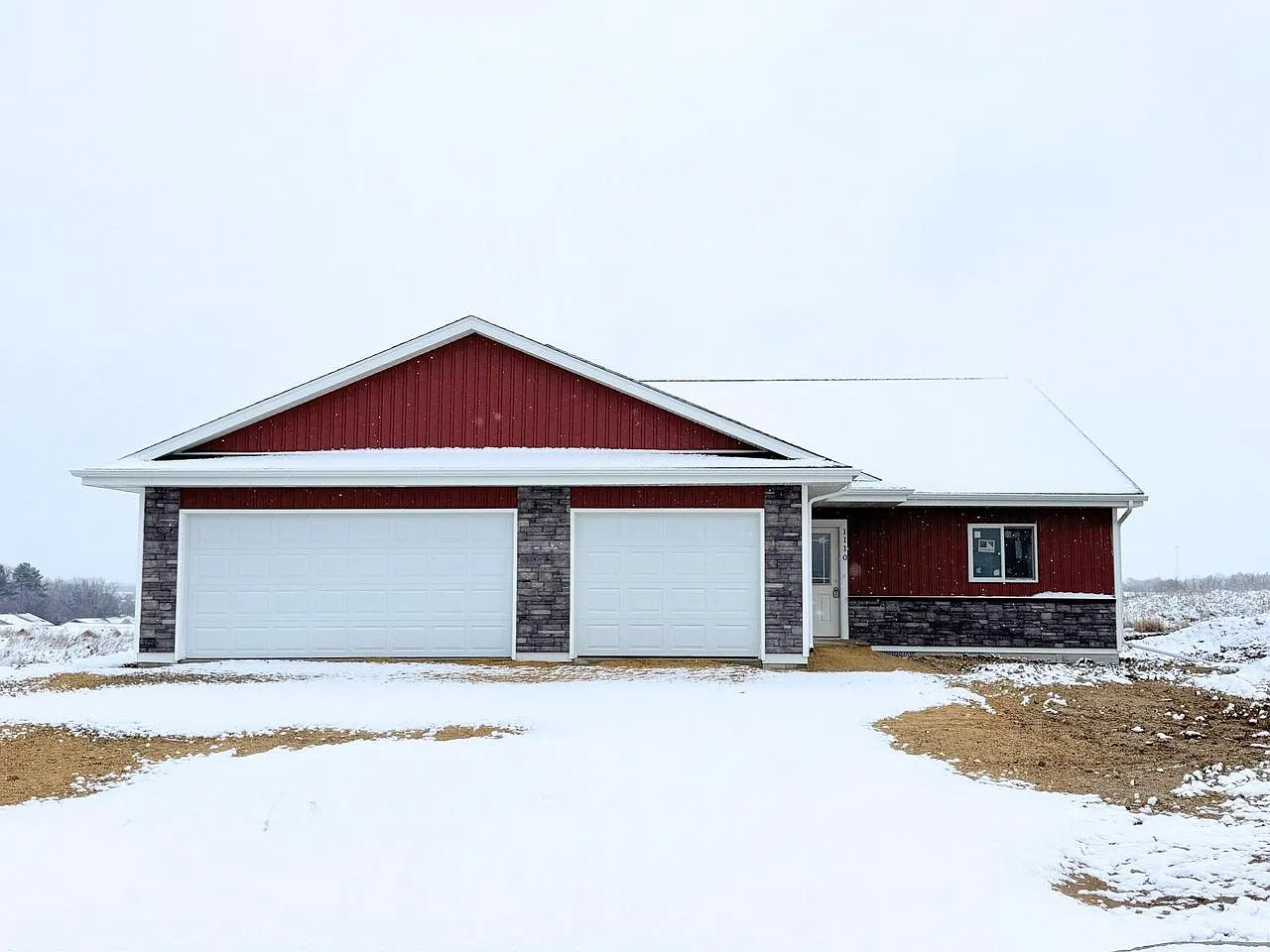 1110 Red Hawk Drive photo 1