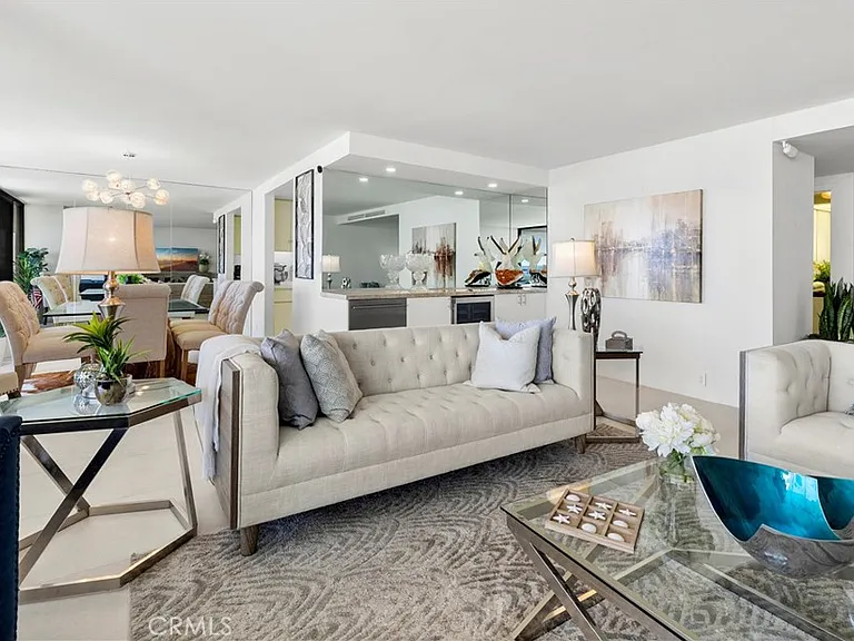 601 Lido Park Dr #6F — Photo 4