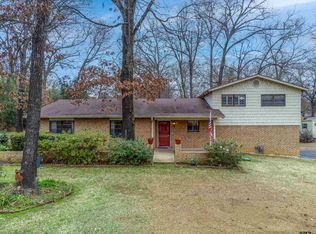 247 Dennard Dr, Longview, TX 75605