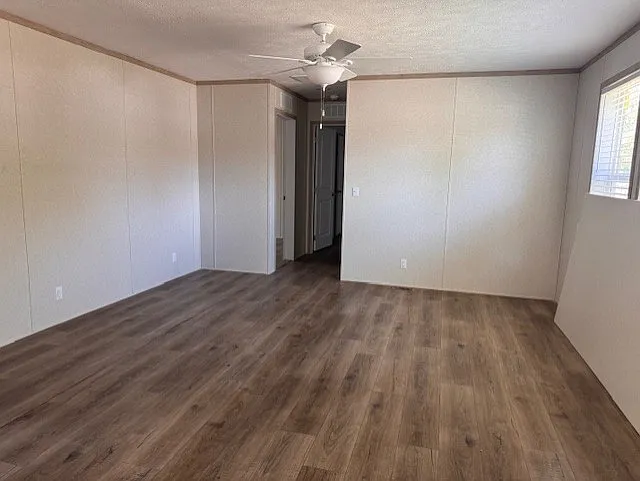 Hawaiian Gardens/Holly Village — Photo 41