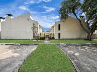 10075 Westpark Dr APT 42, Houston, TX 77042