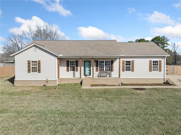 4306 September Ln, Harrison, AR 72601