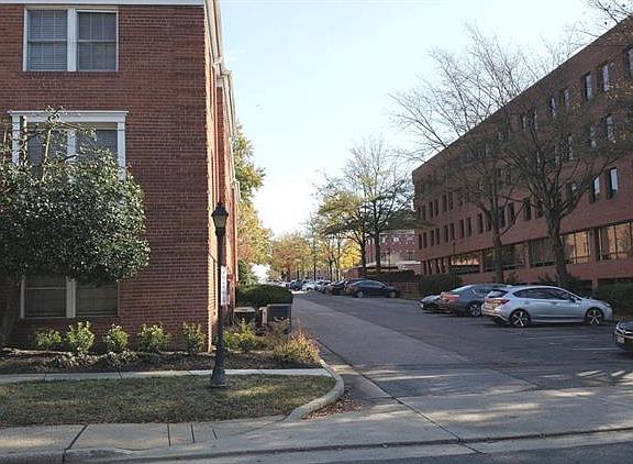 3rd image of 1251 E Abingdon Dr APT 1113