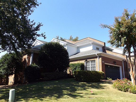 3rd image of 1400 Thornblade Blvd Unit 36