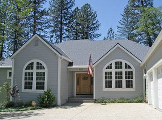 922 Freeman Ln, Grass Valley, CA 95949
