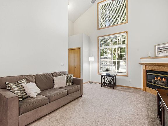 5th image of 11457 16th St NE