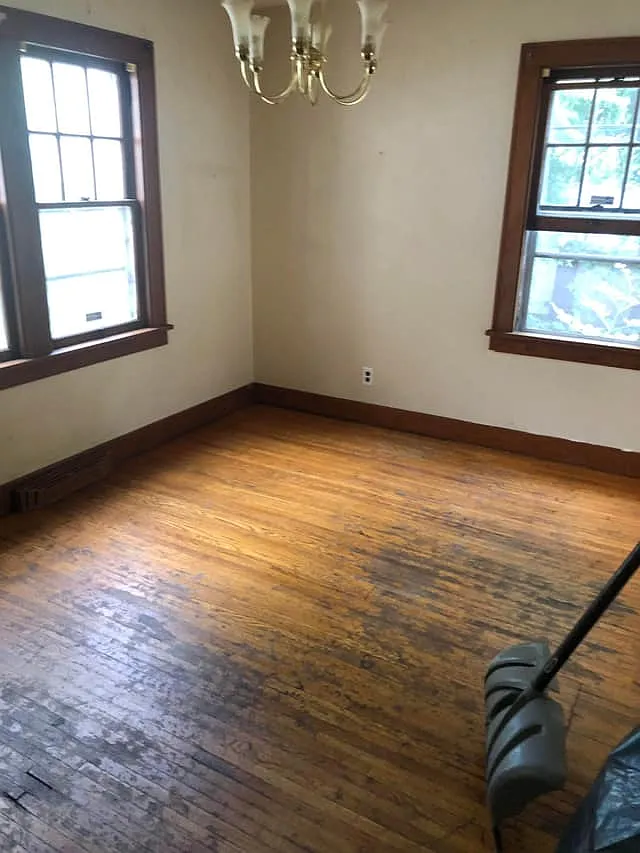 3 bed, 804 sqft, $950 — Photo 3