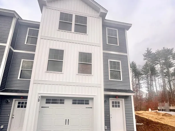 7D The Crossings at Village Center Drive, Barrington, NH 03825