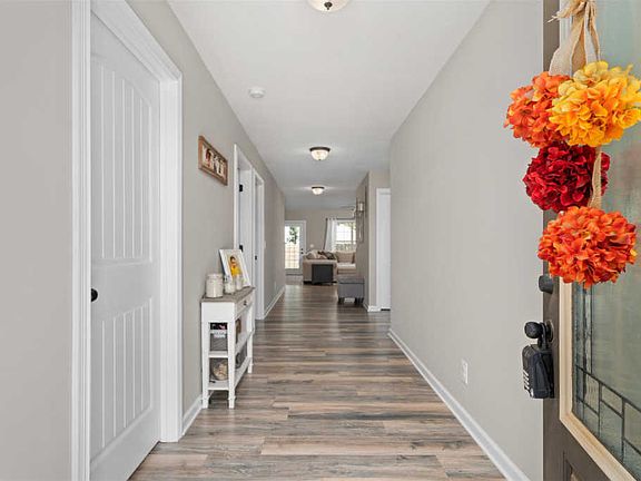 5th image of 503 Sourwood Dr