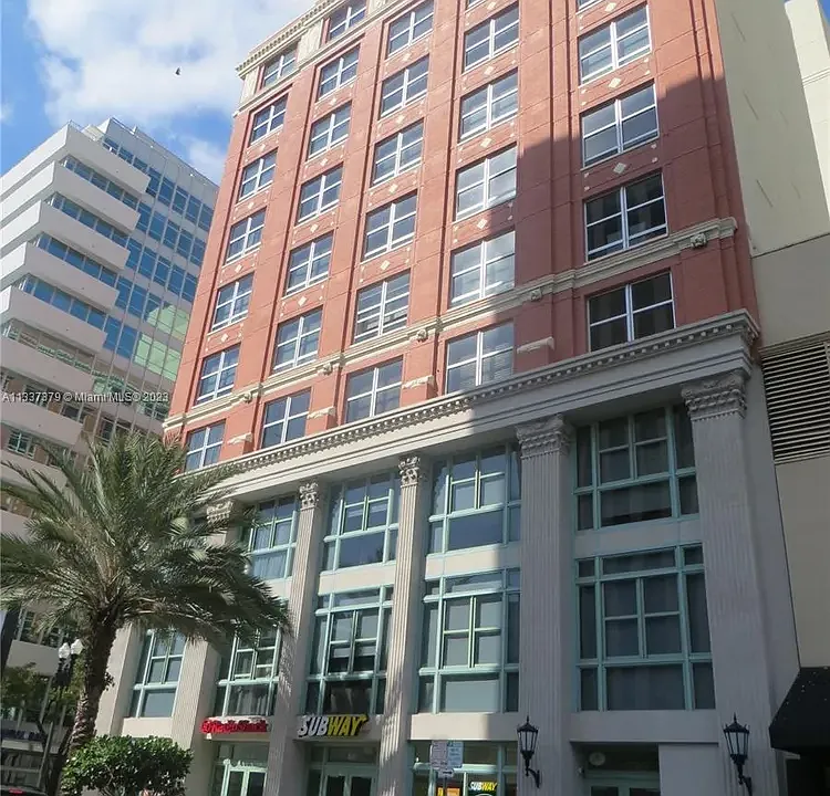 111 E Flagler St #402