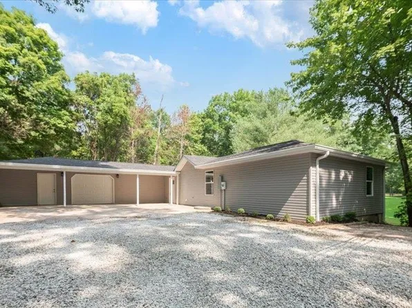 2097 Tripleton Pike Rd, Bedford, IN 47421