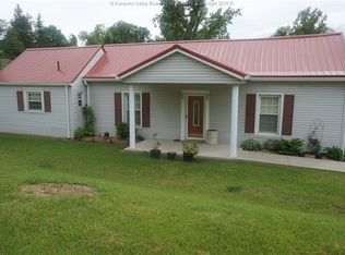 210 Oakwood Rd, Charleston, WV 25314