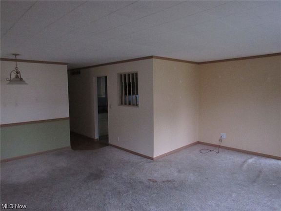 4th image of 6459 Edgehurst Dr