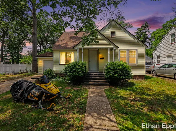3321 Baker St, Muskegon Heights, MI 49444