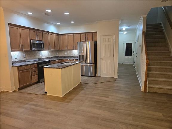 2nd image of 2982 Ashlyn Pointe Dr