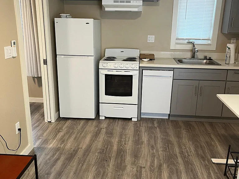 175A Woodland Ave — Photo 18