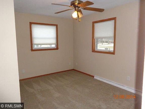 5th image of 947 Carol Dr