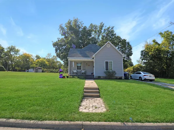 218 E Boonville St, Sedalia, MO 65301