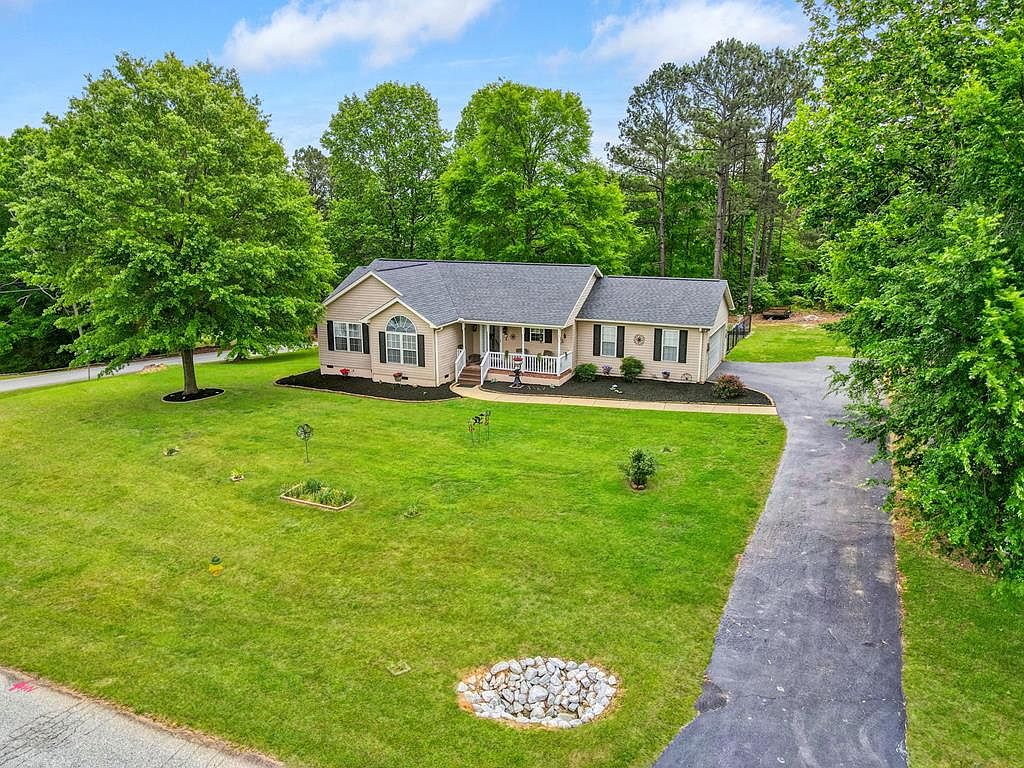 412 Bent Creek Rd, Greenwood, SC 29649 Zillow