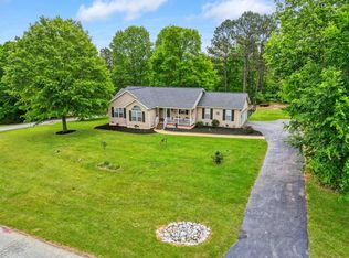 412 Bent Creek Rd, Greenwood, SC 29649