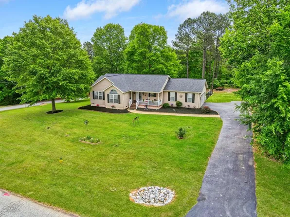 412 Bent Creek Rd, Greenwood, SC 29649