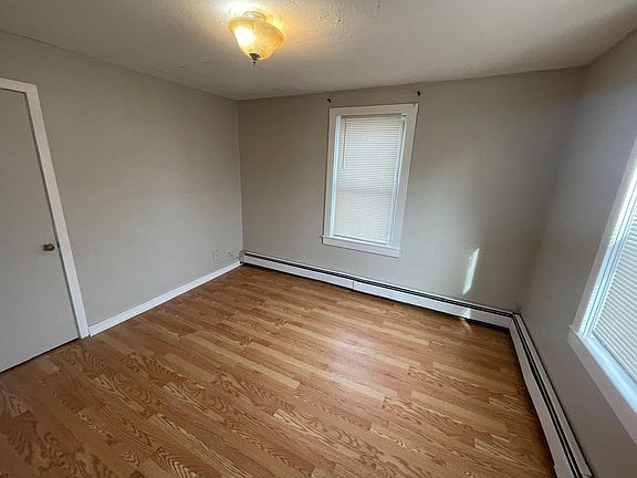 4th image of 5 Forest Ave #7
