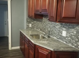 113 Ryers Ave #A, Cheltenham, PA 19012