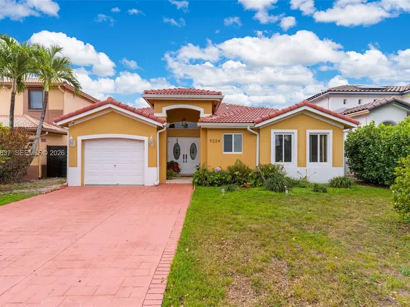 9224 Grand Canal Dr, Miami, FL 33174
