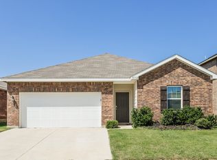 10332 Jameson Ln, Crowley, TX 76036