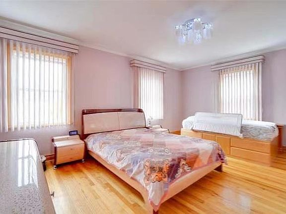5th image of 70-28 174th St #2