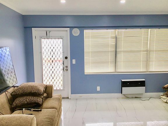 5th image of 35 Preston A #35