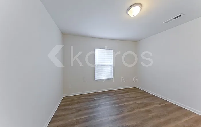 348 Waterfall Rd — Photo 10