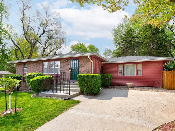 435 E Leach Ave, Des Moines, IA 50315