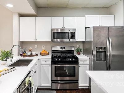 405 W 7th St APT 207, Charlotte, NC, 28202