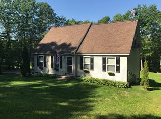 425 Fox Hill Rd, Bernardston, MA 01337
