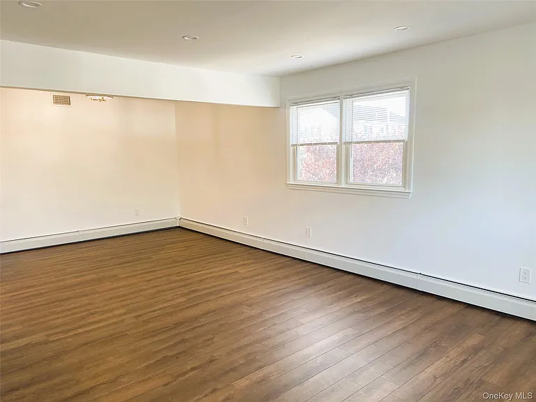 473 Franklin Blvd #MAIN — Photo 14