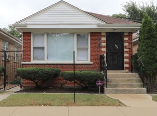 4145 W Crystal St, Chicago, IL 60651