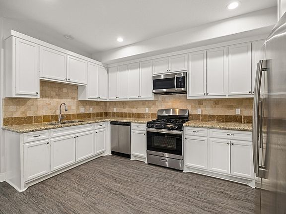 4th image of 6518 Pauma Dr