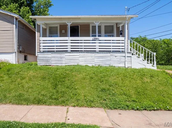 3903 Schiller Pl, Saint Louis, MO 63116