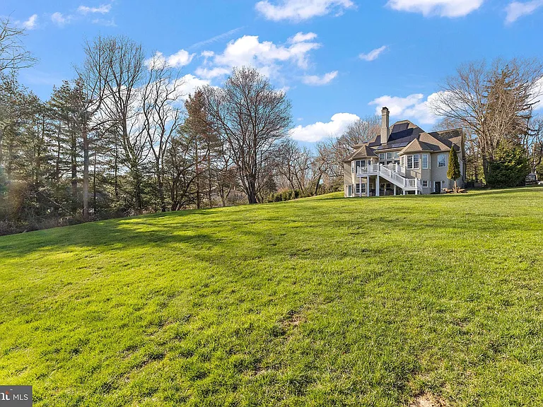 1891 Brackenville Rd — Photo 40