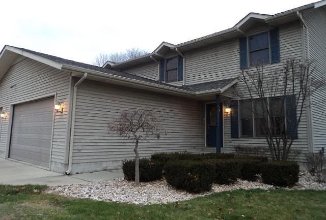 1st image of 730 Victorian Woods Ct