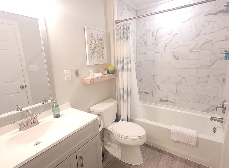 122 Phillips Cir #2 — Photo 13