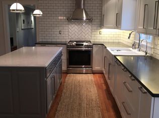 609 Margaret Dr, Chesapeake, VA 23322