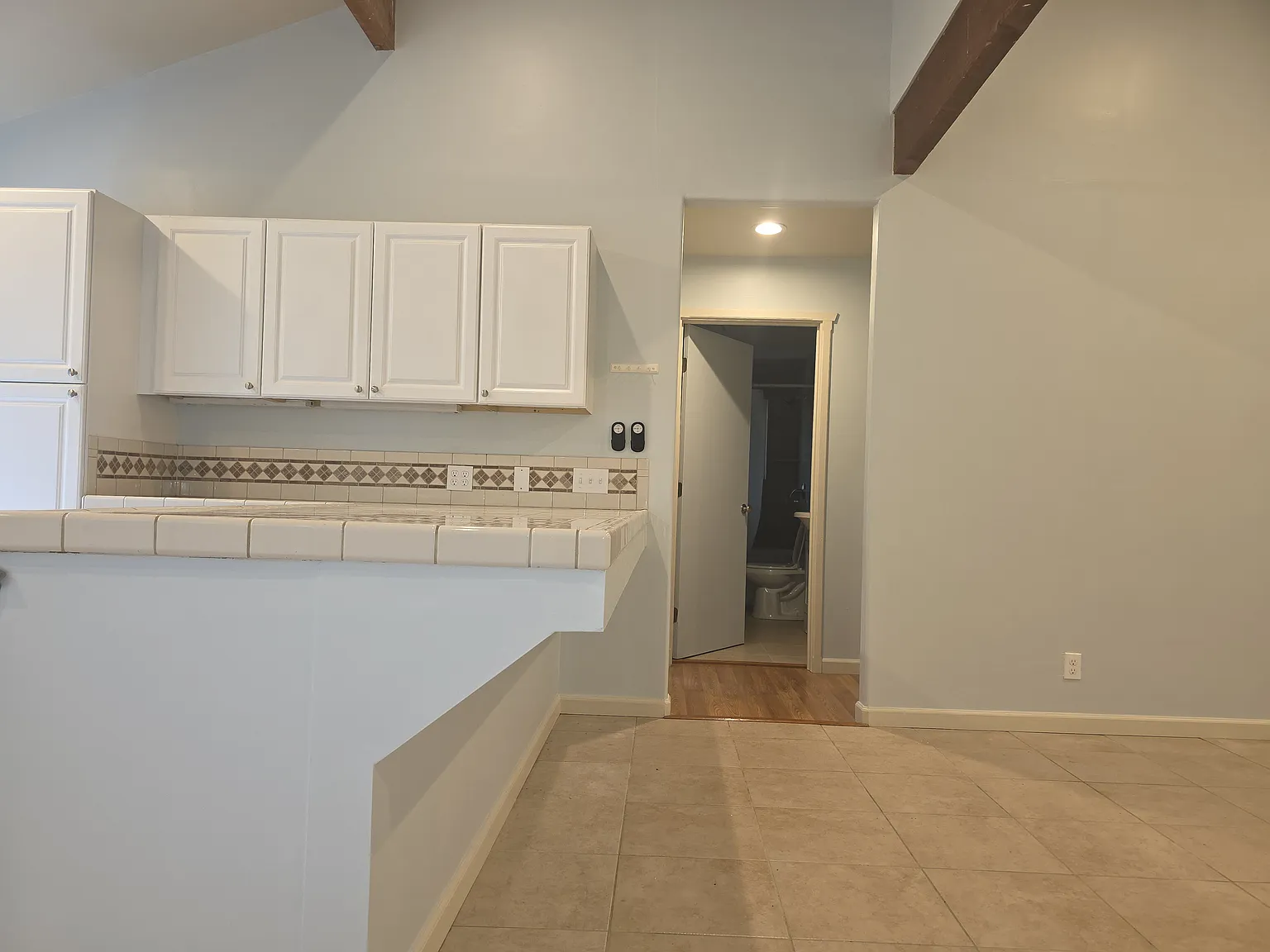 3 bed, 1422 sqft, $2,650 — Photo 3