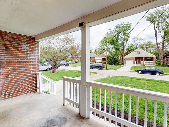2nd image of 6083 Yosemite Dr