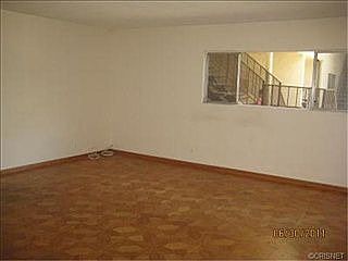 2nd image of 6133 Whitsett Ave APT 5