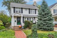 Chesterland Ave-S0810-052.jpg