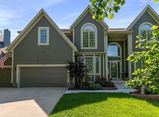 5235 Albervan St, Shawnee, KS 66216