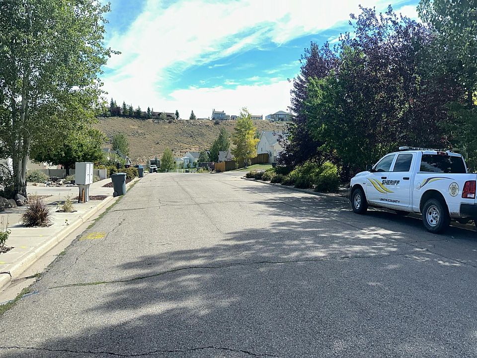 2nd image of 203 Wall St