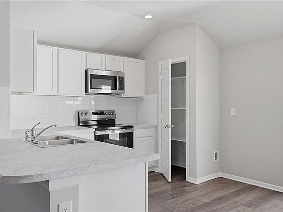 7th image of this home